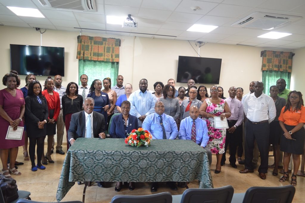 MINISTRY OF LABOUR AWARDS LOCAL BUSINESSES AND EMPLOYEES FOR BEST PRACTICES IN OCCUPATIONAL SAFETY AND HEALTH