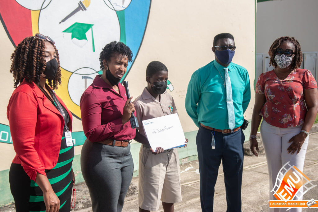 MINISTRY OF EDUCATION CONTINUES TO FORM PARTNERSHIPS WITH LOCAL BUSINESSES; 10 STUDENTS AWARDED SCHOLARSHIPS BY TROPICAL SHIPPING
